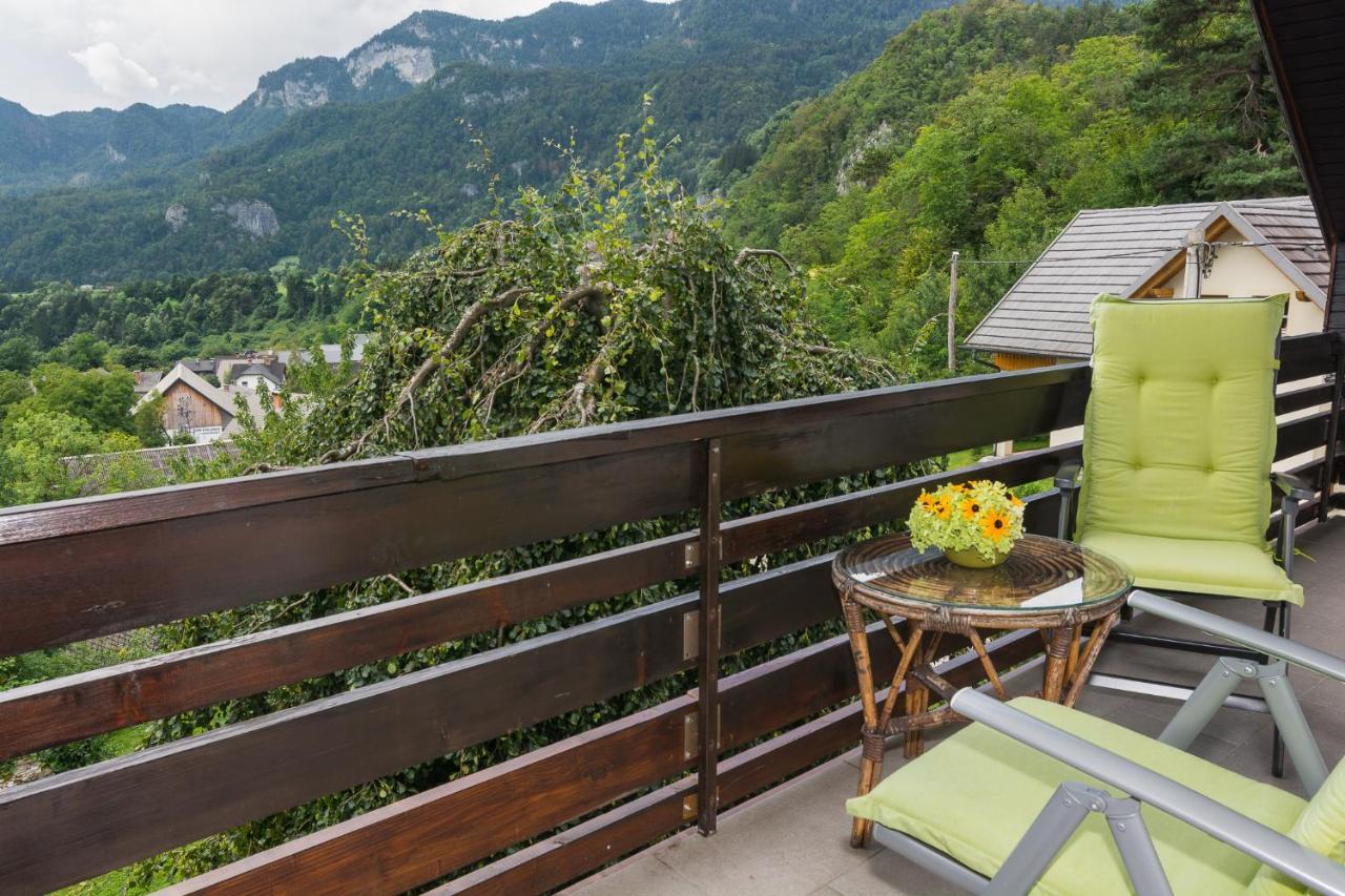 Spacious Apartment Bled Exterior photo